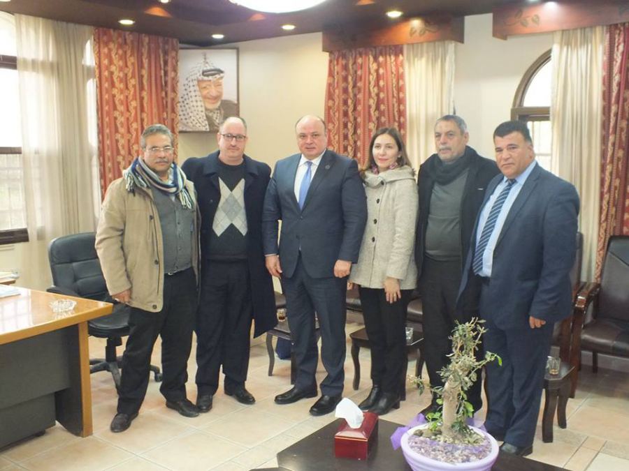 بلدية جنين تبحث مع سلطة النقد التعاون المشترك